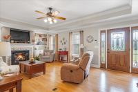 379 Hooper Rd Winchester, TN 37398