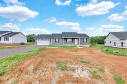 586 Harleys Ridge Rd Sparta, TN 38583