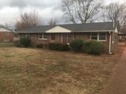 413 Oakdale Dr Lebanon, TN 37087