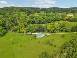 1765 Williamson Branch Rd Vanleer, TN 37181
