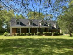 1319 Forrest Trace Dr Lewisburg, TN 37091