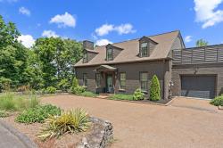 206 La Vista Drive Nashville, TN 37215