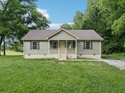 372 Summitville Rd Manchester, TN 37355