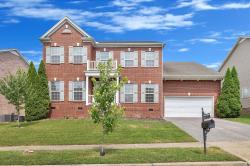 2212 Wolford Cir Franklin, TN 37067