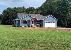 8205 Hoskins Hollow Rd Westmoreland, TN 37186