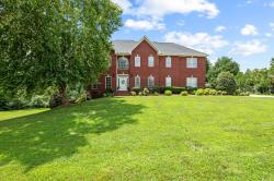992 Stonebridge Cir Cookeville, TN 38501