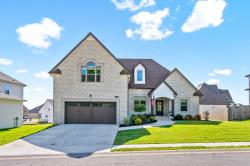 2646 Remington Trce Clarksville, TN 37043