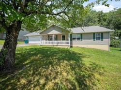 202 Southgate Dr Crossville, TN 38555