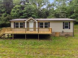 1181 Moss Branch Rd Bon Aqua, TN 37025
