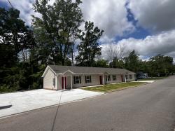 209 Thomas St Tullahoma, TN 37388