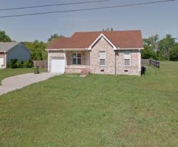 1320 Stroud Dr Lebanon, TN 37087
