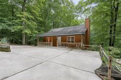 375 Lakeside Dr Smithville, TN 37166