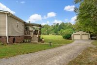 1765 Williamson Branch Rd Vanleer, TN 37181