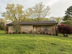 411 Page Dr Goodlettsville, TN 37072