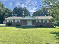 119 Elkins St Estill Springs, TN 37330