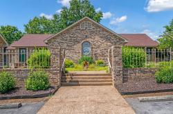 710 W College St 6 Dickson, TN 37055