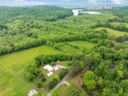 2899 Lower Lick Creek Rd Linden, TN 37096