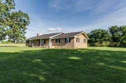 2051 Riddle Rd Manchester, TN 37355