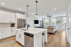 2087 Oakwood Ave UNIT 12, Nashville, TN 37207
