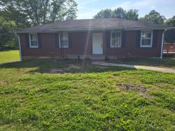 1868 Lake Rd Greenbrier, TN 37073
