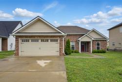 1284 Winterset Dr Clarksville, TN 37040
