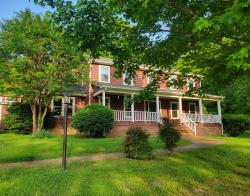 199 Gilmore Ln Bell Buckle, TN 37020