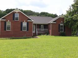 6006 Hill Cir Bon Aqua, TN 37025