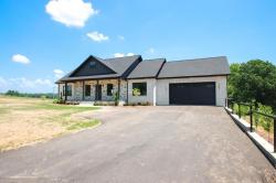 14165 Old Ky Sparta, TN 38583