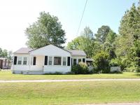 416 E Harp St Manchester, TN 37355