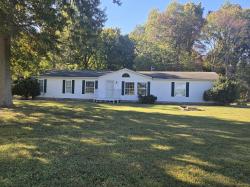 6535 S Lamont Rd Orlinda, TN 37141