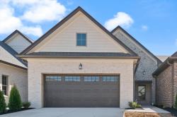 452 W Foxrun Springfield, TN 37172