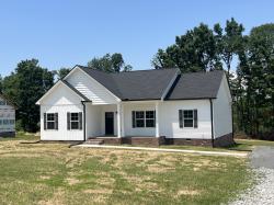 1006 Hanestown Rd Lafayette, TN 37083