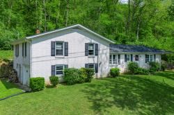 334 Wartrace Hwy Pleasant Shade, TN 37145