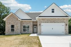 215 Beckam Way Smithville, TN 37166