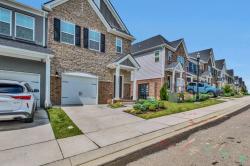 5084 Dayflower Dr Hermitage, TN 37076