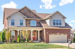 1604 Edgewater Ln Clarksville, TN 37043