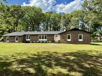 305 Twelve Oaks Rd Tullahoma, TN 37388