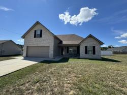 200 Grace Ct Manchester, TN 37355