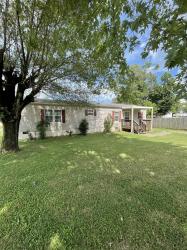 500 Akersville Rd Lafayette, TN 37083