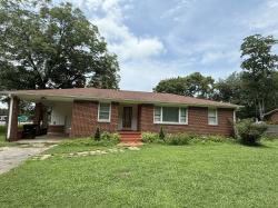 216 Cobb Rd Tullahoma, TN 37388