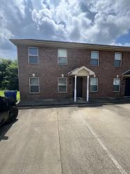 1717 Manning Dr A Clarksville, TN 37042