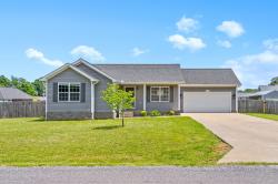 132 Fieldcrest Dr Cadiz, KY 42211