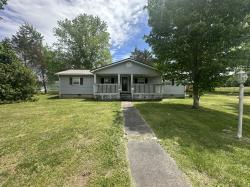 1729 Roslin Rd Jamestown, TN 38556