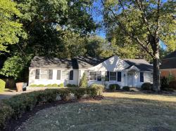 3820 Woodmont Lane Nashville, TN 37215