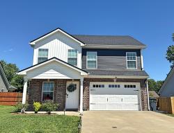 1106 Whitney Dr Clarksville, TN 37042