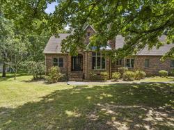 104 Southampton Dr Tullahoma, TN 37388