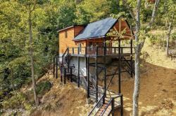 2125 Rising Fawn Way Sevierville, TN 37876