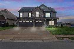 1000 Thrasher Dr Clarksville, TN 37040