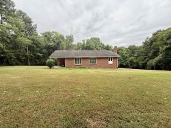 7098 Sugar Camp Dr Greenbrier, TN 37073