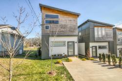 1309C Stainback Ave Nashville, TN 37207